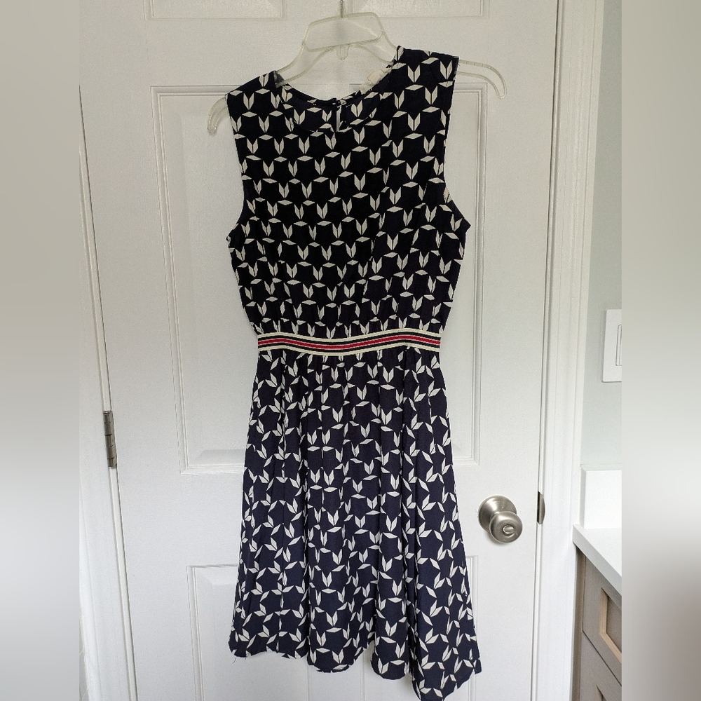Star print dress
